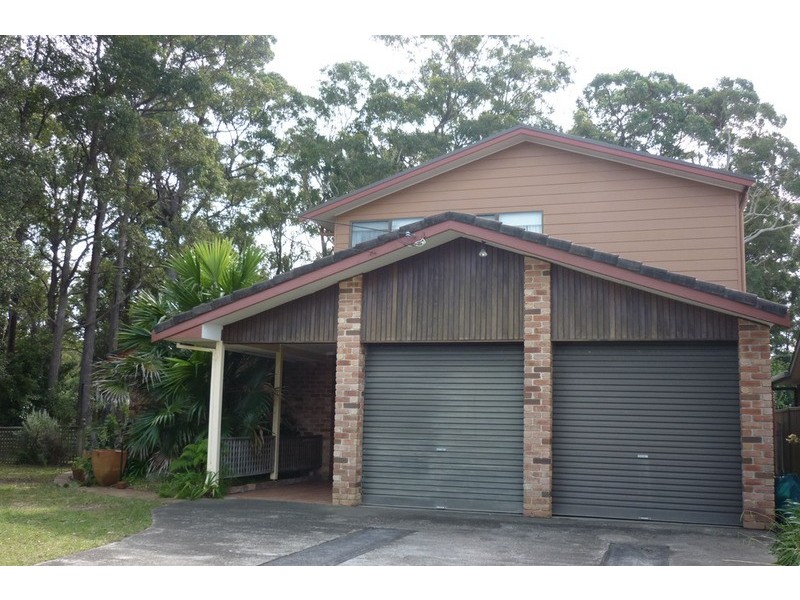 32 Pangari Crescent, St Georges Basin NSW 2540