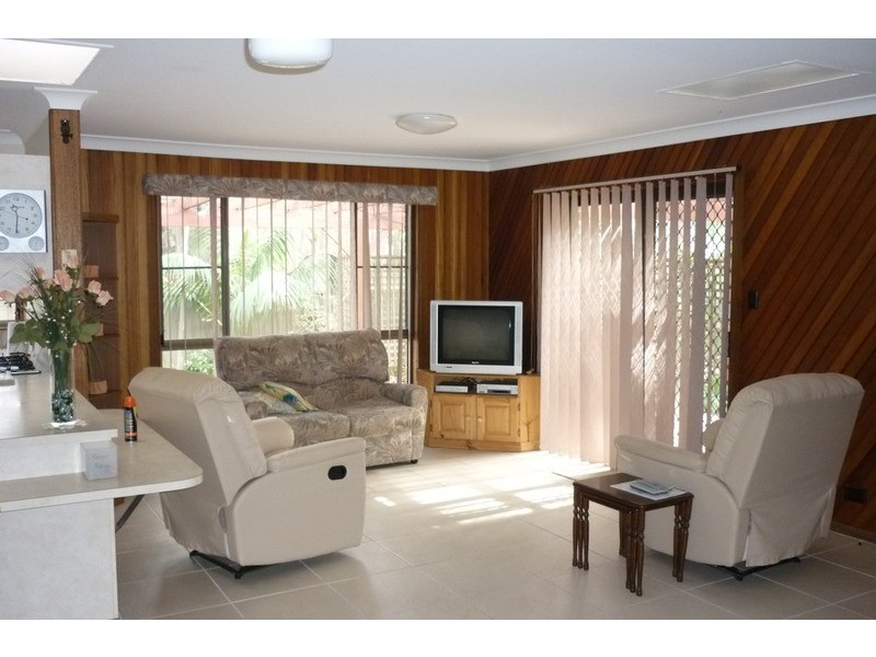 32 Pangari Crescent, St Georges Basin NSW 2540
