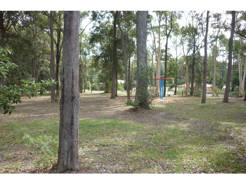 32 Pangari Crescent, St Georges Basin NSW 2540