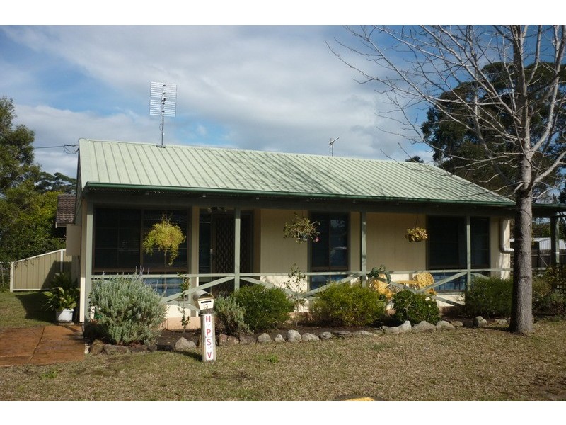 13 Elanora Parade, Basin View NSW 2540