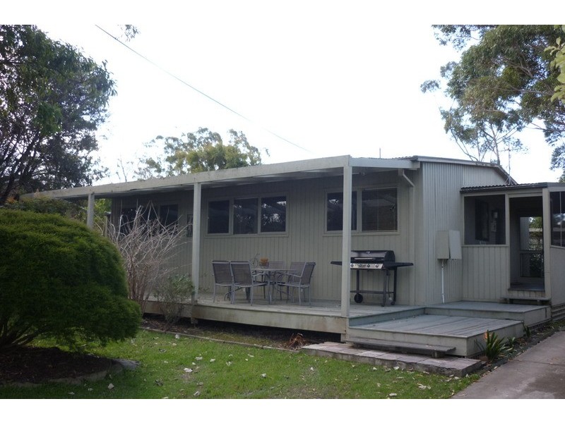 83 Basin View Parade, Basin View NSW 2540