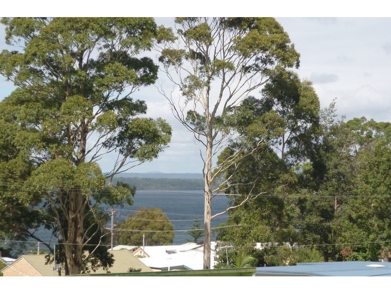 11 Bruce Street, St Georges Basin NSW 2540