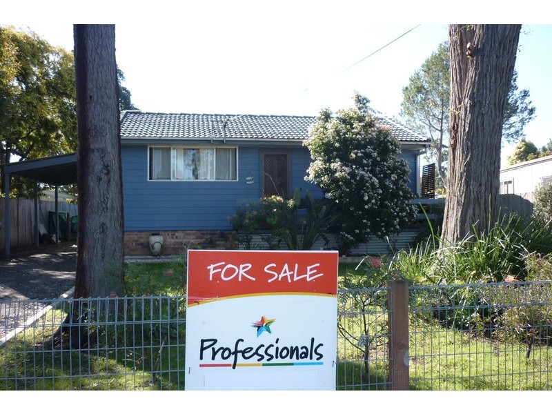 15 Dorothy Avenue, Basin View NSW 2540