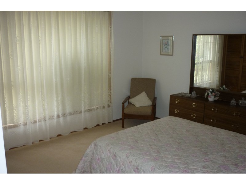 32 Yuroka Crescent, St Georges Basin NSW 2540