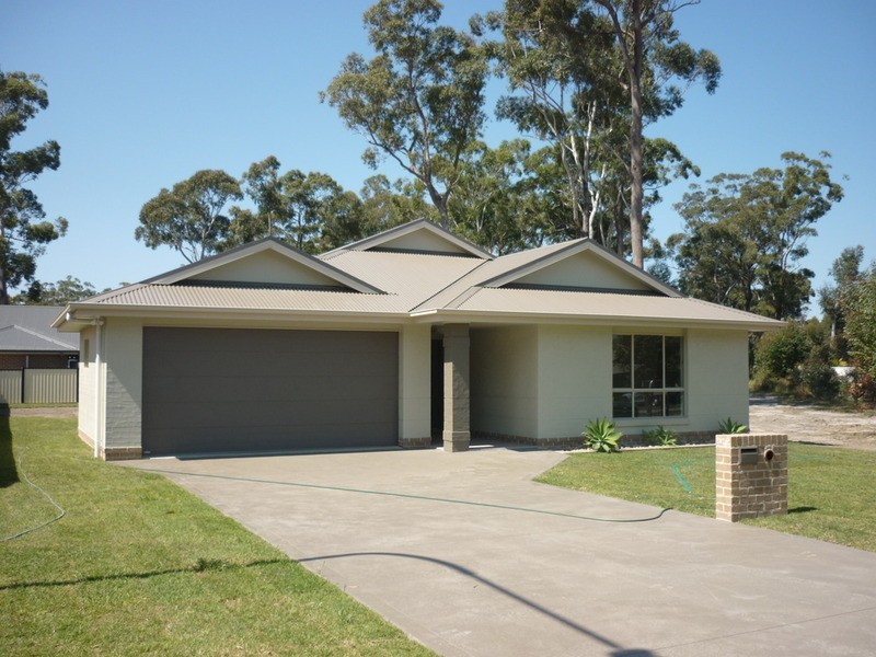 3 Hogbin  Crescent, Sanctuary Point NSW 2540