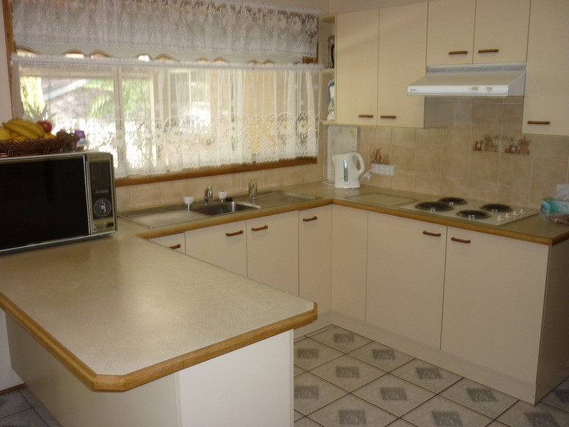13 Tasman Road, St Georges Basin NSW 2540