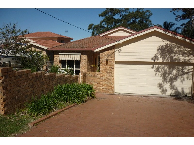 30 Basin View  Parade, Basin View NSW 2540
