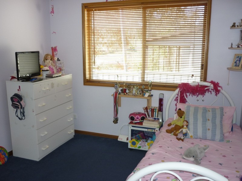 126 Waratah  Crescent, Sanctuary Point NSW 2540