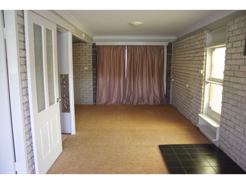 139 Waratah Crescent, Sanctuary Point NSW 2540