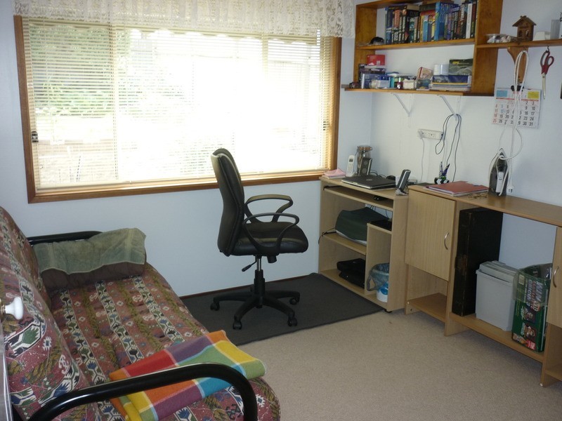 1 Audrey Avenue, Basin View NSW 2540