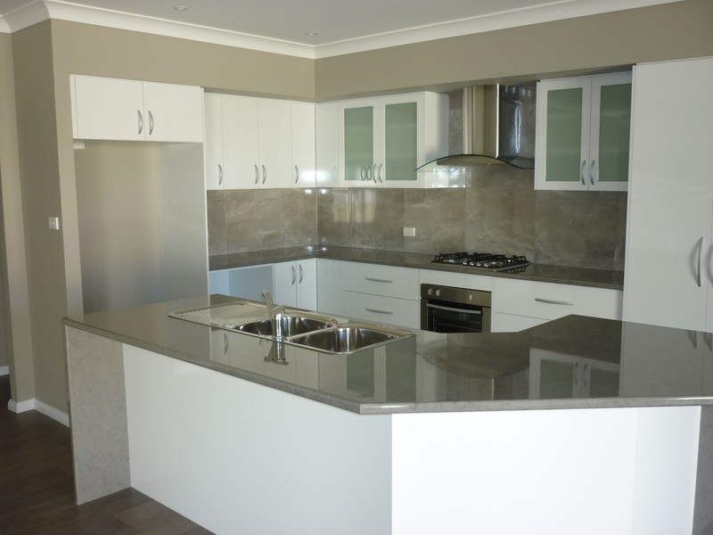 10 Paino Crescent, Sanctuary Point NSW 2540