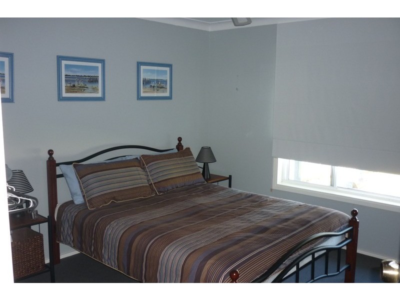 76 Macleans Pt Road, Sanctuary Point NSW 2540