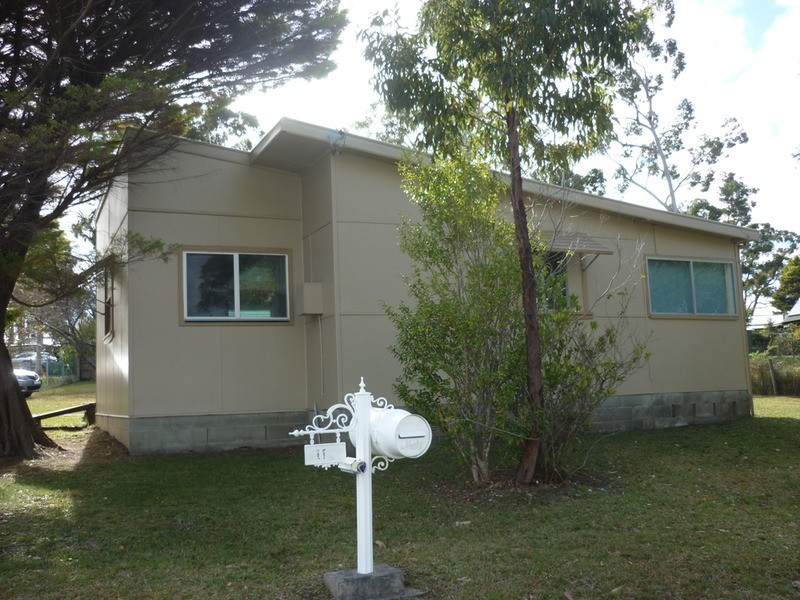 11 Kestral Avenue, Sanctuary Point NSW 2540