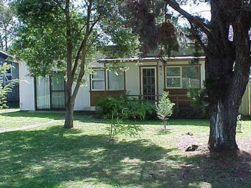 5 Flora Street, Sanctuary Point NSW 2540
