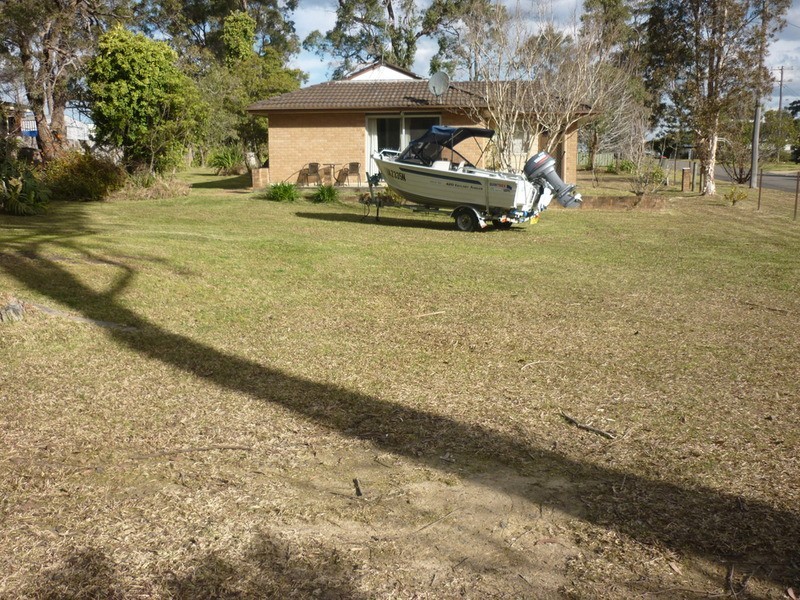 12 The Basin Road, St Georges Basin NSW 2540