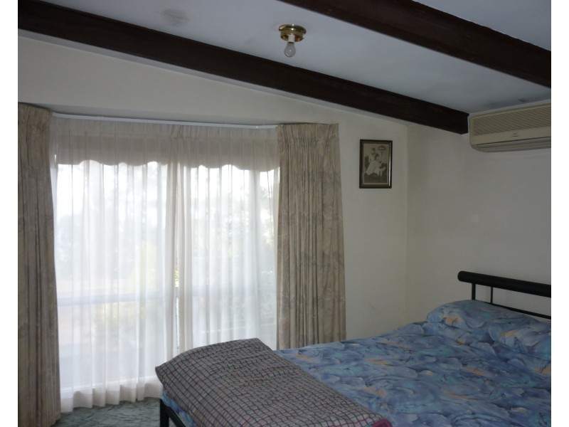 13 Boathaven Avenue, Basin View NSW 2540