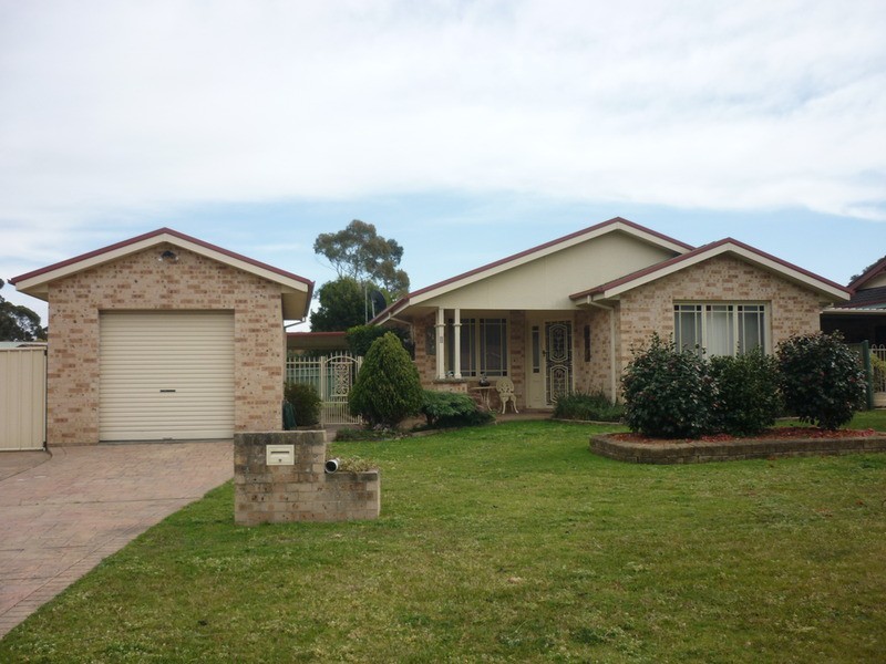 11 Anson Street, Sanctuary Point NSW 2540