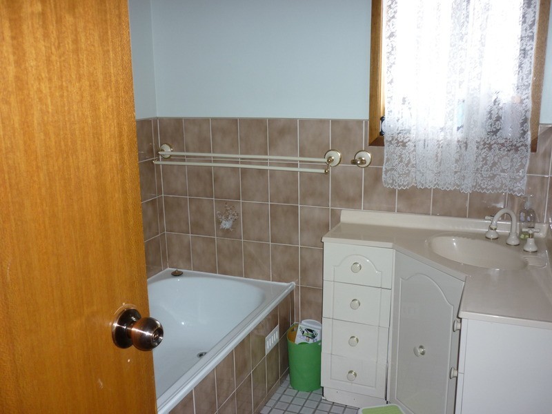 36 Pangari Crescent, St Georges Basin NSW 2540