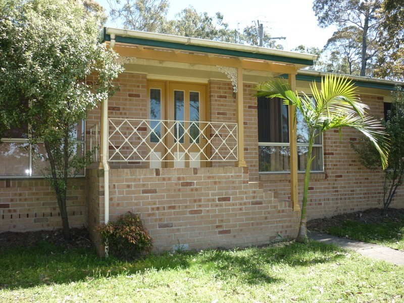 11 Fitzpatrick  Street, Old Erowal Bay NSW 2540