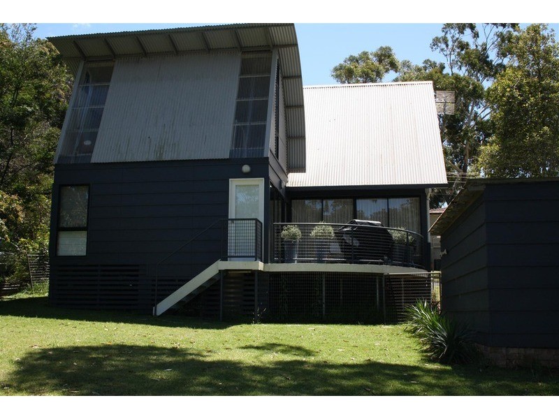 5 Bayview Avenue, Hyams Beach NSW 2540