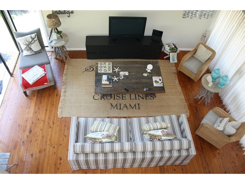 5 Bayview Avenue, Hyams Beach NSW 2540