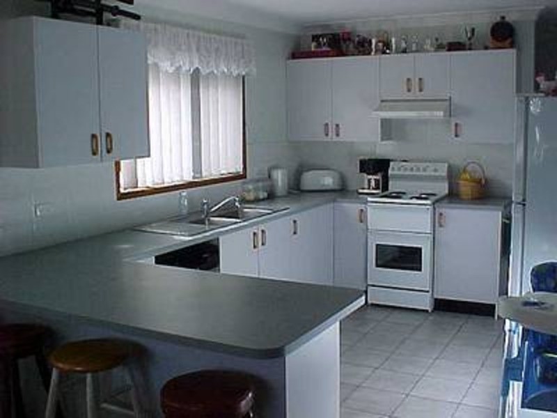 36 Pangari Crescent, St Georges Basin NSW 2540