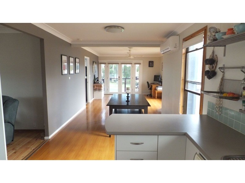 10 Auster Crescent, Sanctuary Point NSW 2540