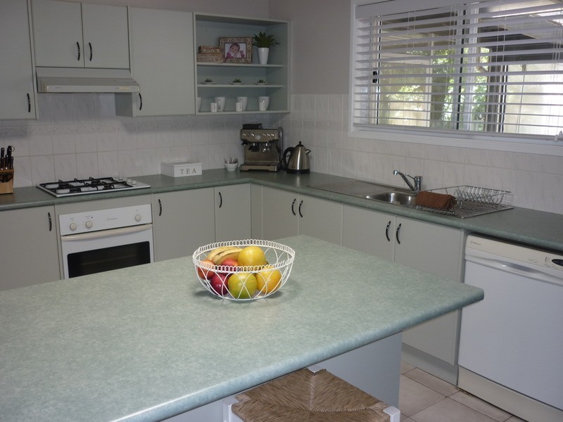 12 Elanora Parade, Basin View NSW 2540