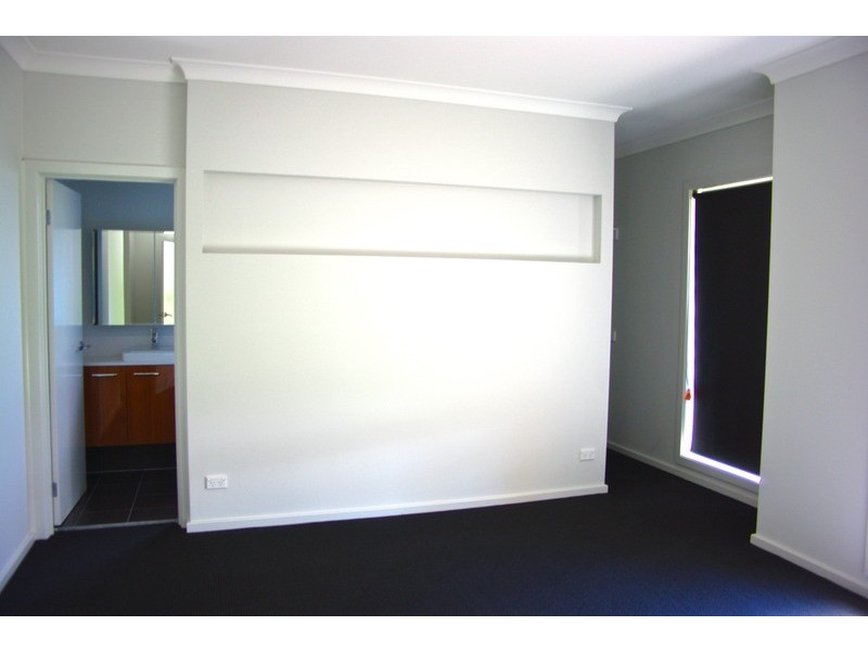 7  Paino  Crescent, St Georges Basin NSW 2540