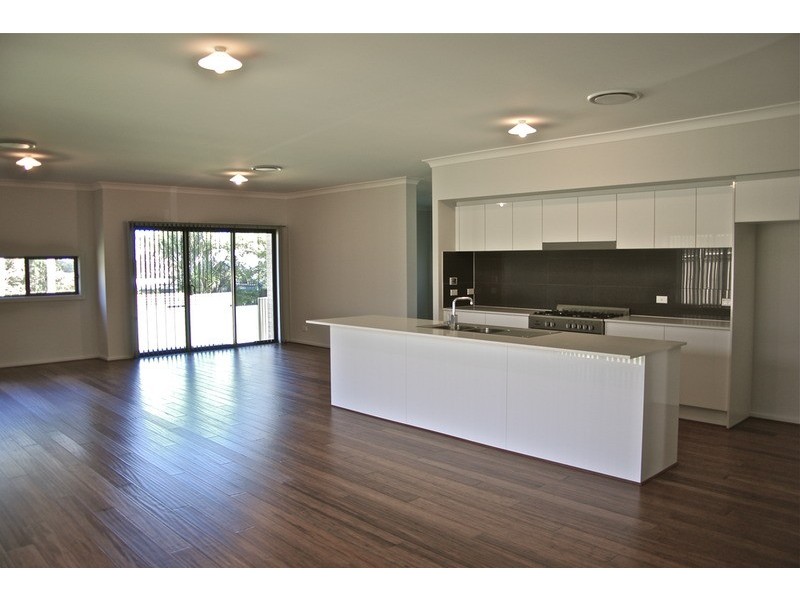 7  Paino  Crescent, St Georges Basin NSW 2540