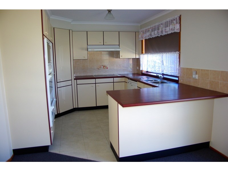 30 Truscott Avenue, Sanctuary Point NSW 2540
