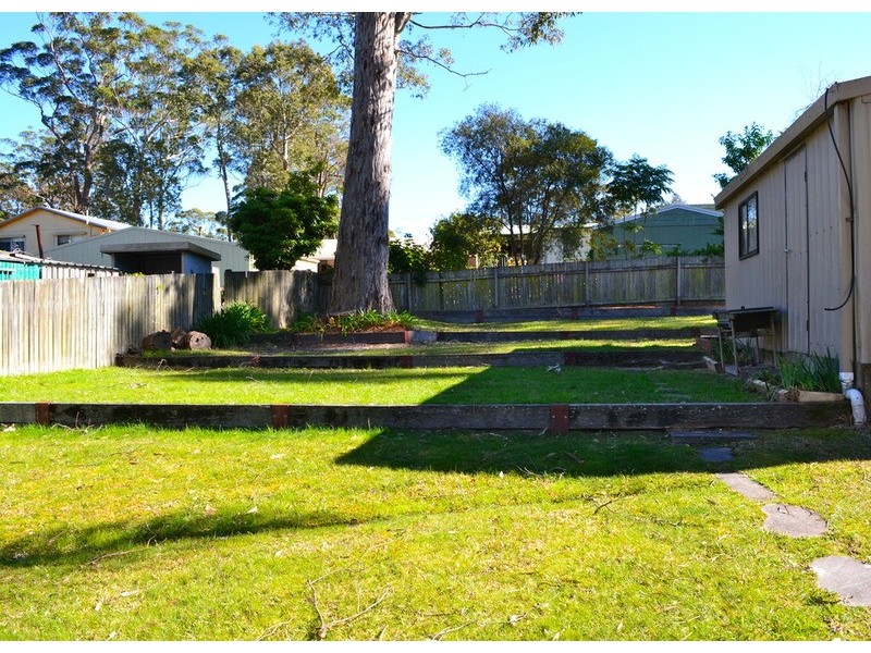 25 Mc Gowan Street, Old Erowal Bay NSW 2540