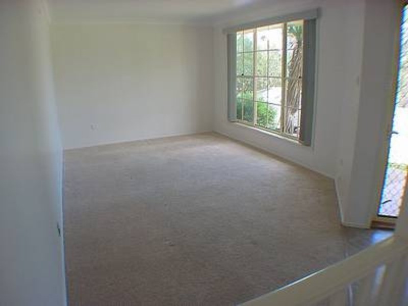 10 Durnford Place, St Georges Basin NSW 2540