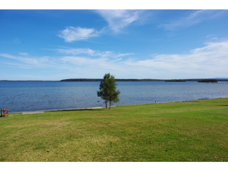 42 Loralyn Avenue, St Georges Basin NSW 2540