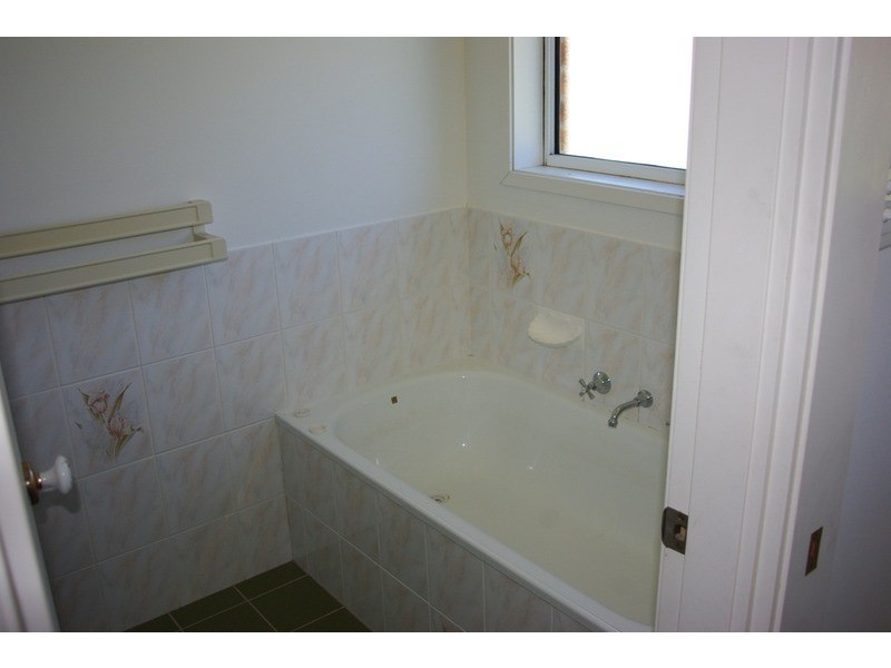 5 Telopia Avenue, Sanctuary Point NSW 2540