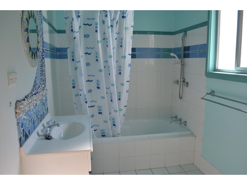 35 Fitzpatrick  Street, Old Erowal Bay NSW 2540