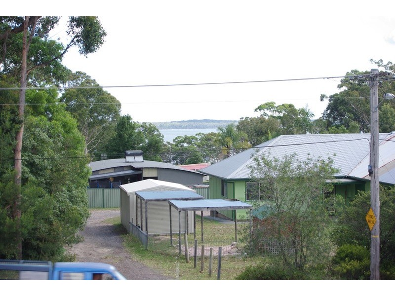 34 Tasman Road, St Georges Basin NSW 2540
