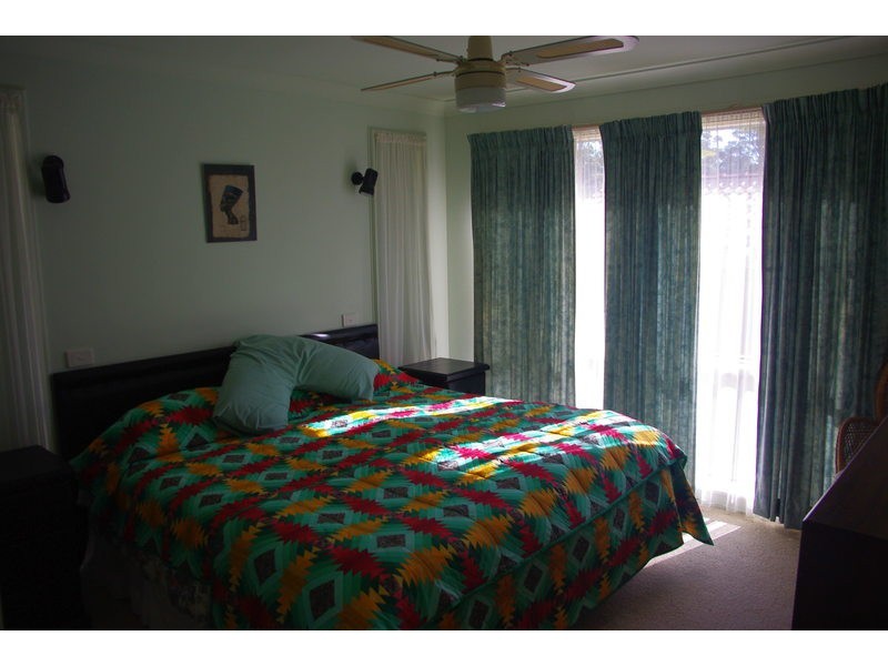 136 Sanctuary Point Road, Sanctuary Point NSW 2540