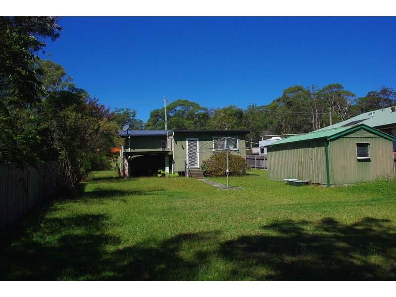 215 Macleans Pt Road, Sanctuary Point NSW 2540