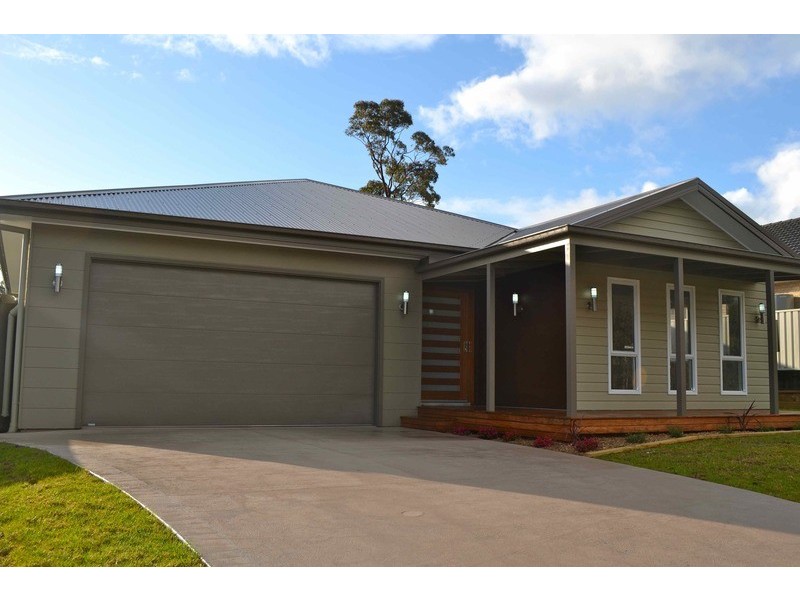 39 Hewitt Avenue, St Georges Basin NSW 2540