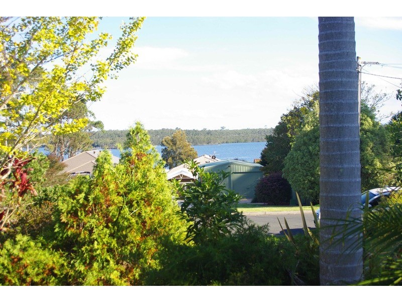 85 Basin View Parade, Basin View NSW 2540