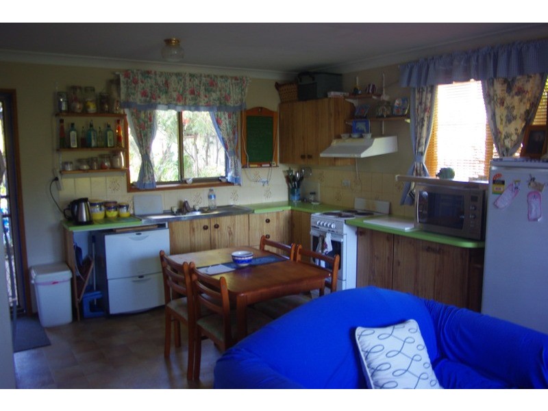 42 Christiansen Avenue, Old Erowal Bay NSW 2540