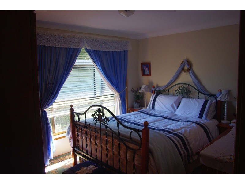 42 Christiansen Avenue, Old Erowal Bay NSW 2540