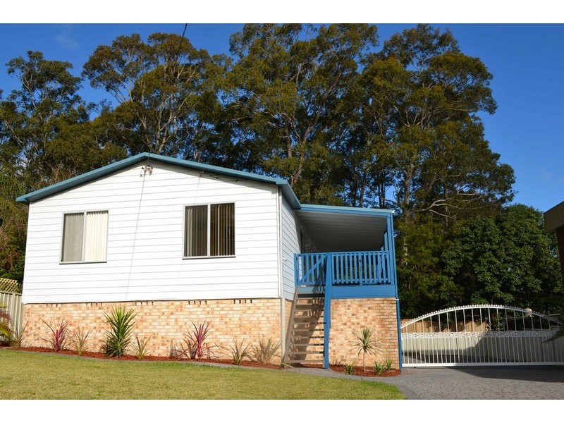14  Rauch  Close, St Georges Basin NSW 2540
