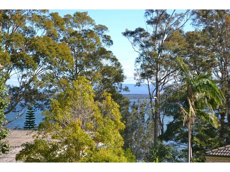 14  Rauch  Close, St Georges Basin NSW 2540