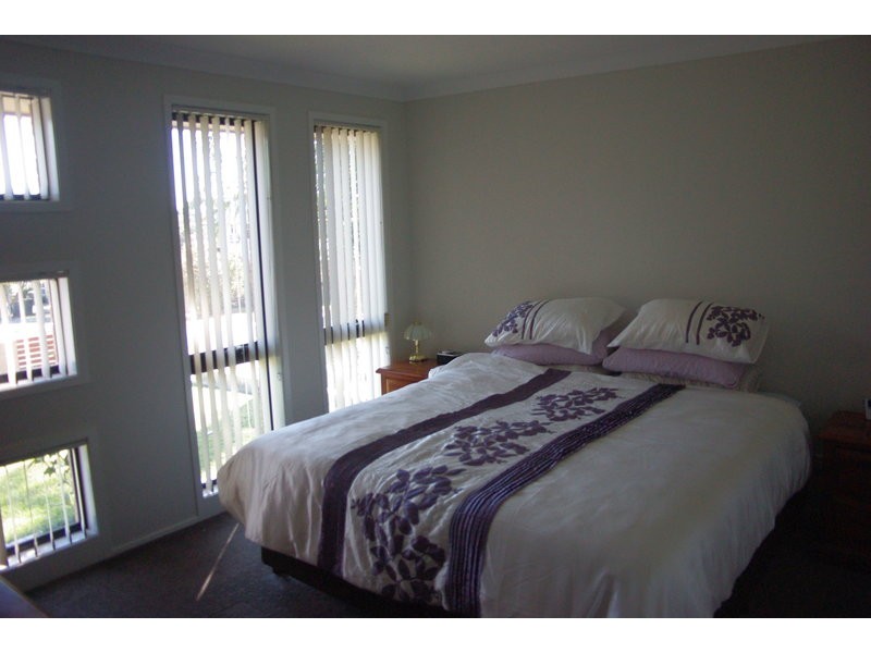 66 Island Pt Road, St Georges Basin NSW 2540