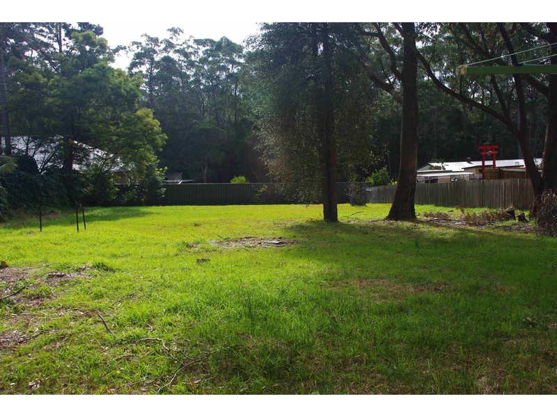 133 Clarendon  Crescent, St Georges Basin NSW 2540