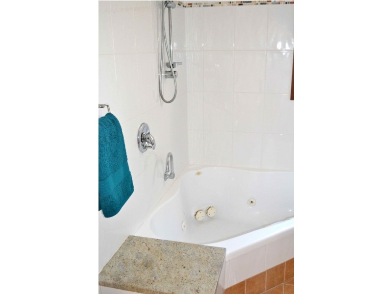 190 Elizabeth Drive, Vincentia NSW 2540