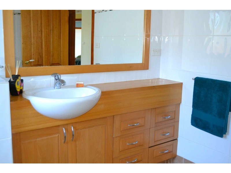 190 Elizabeth Drive, Vincentia NSW 2540