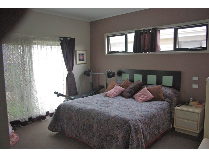 28 John Street, Basin View NSW 2540